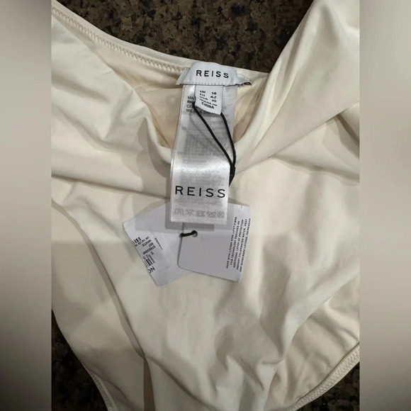 Reiss Celia Cutout One-Shoulder One-Piece Swimsuit Size 10 MSRP $190.00 - Picture 6 of 8